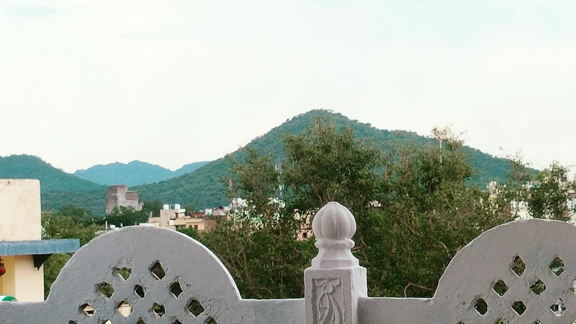 Krishna Stay Guest House Udaipur
